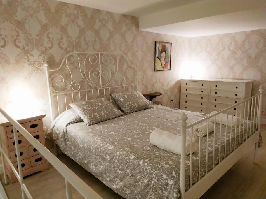 Duplex Center Parking Netflix Amazon Video Apartment Seville Exterior photo